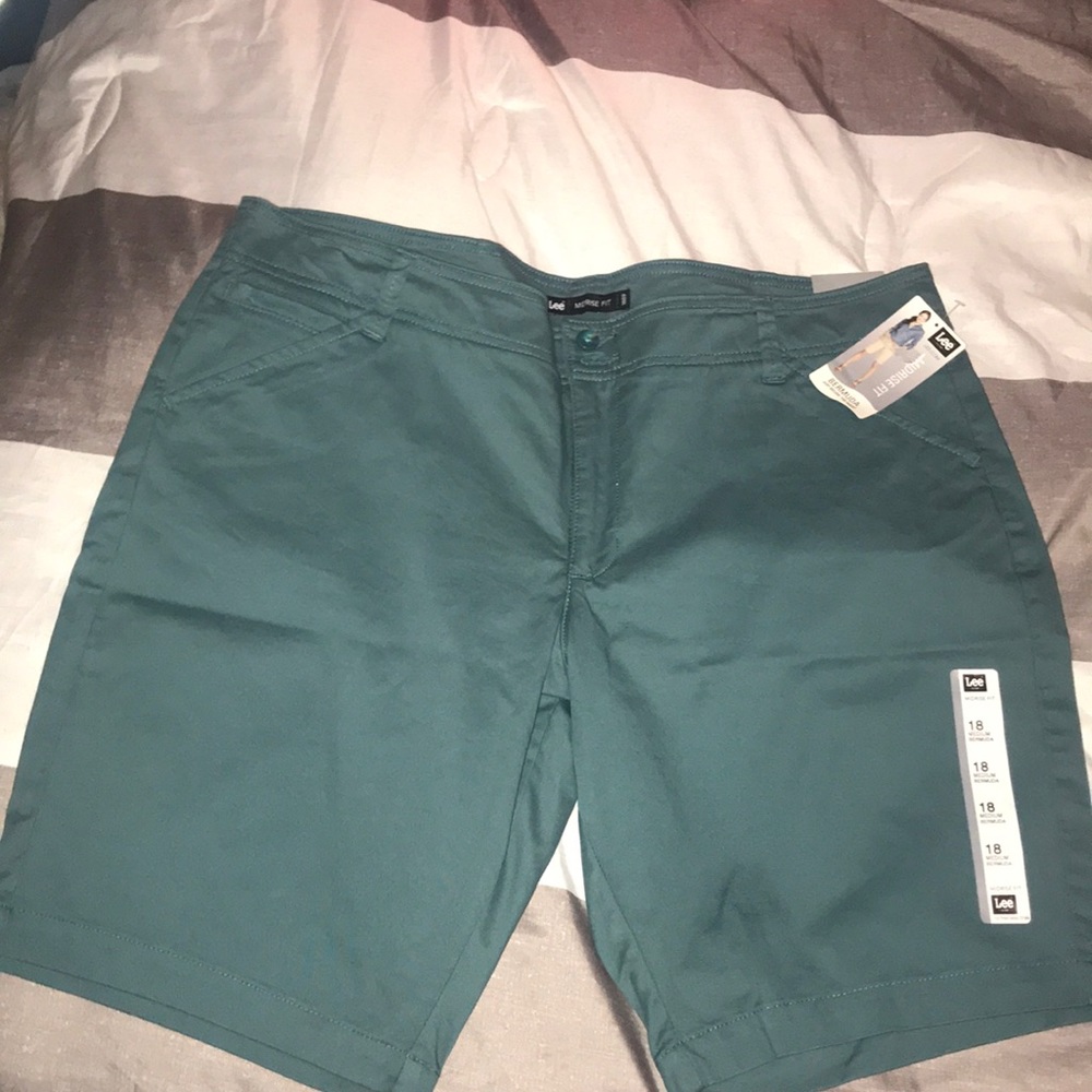 Lee brand new teal Bermuda shorts
